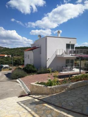  Apartments Bilanovic  Тисно